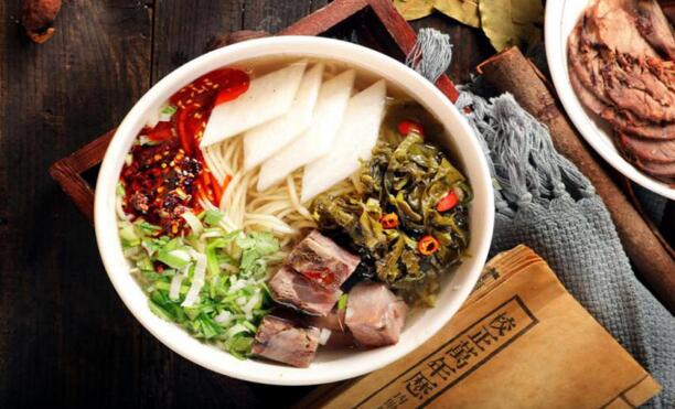 “回家的誘惑”——蘭州思泊湖牛肉面！