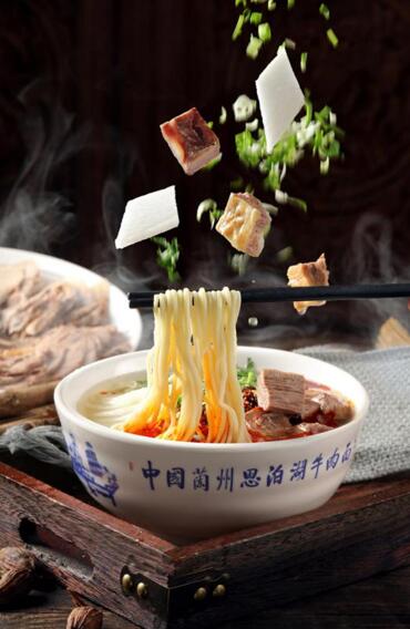 吃一碗牛肉面，還需要理解的是這些回憶