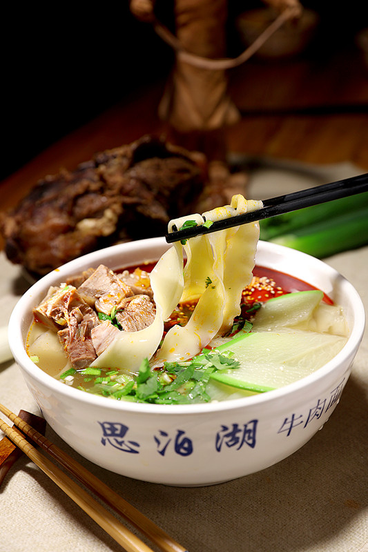 一碗牛肉面，看思泊湖牛肉面怎么說！