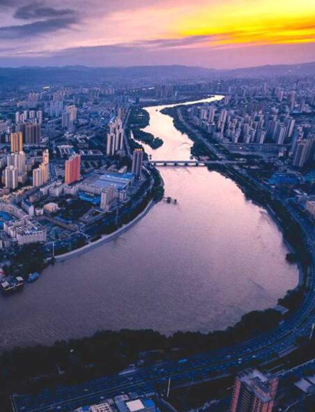 解憂雜貨店——蘭州思泊湖牛肉面